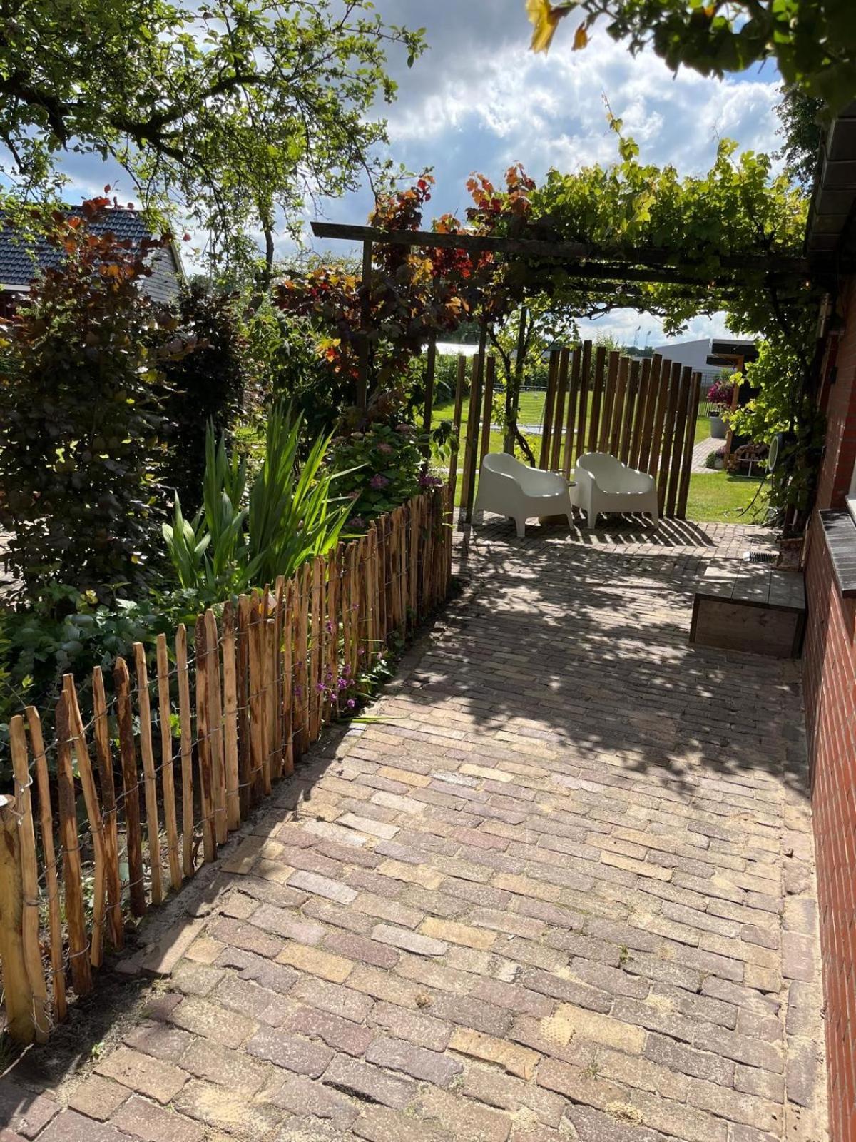 אמן B&B Het Kleine Huisje מראה חיצוני תמונה
