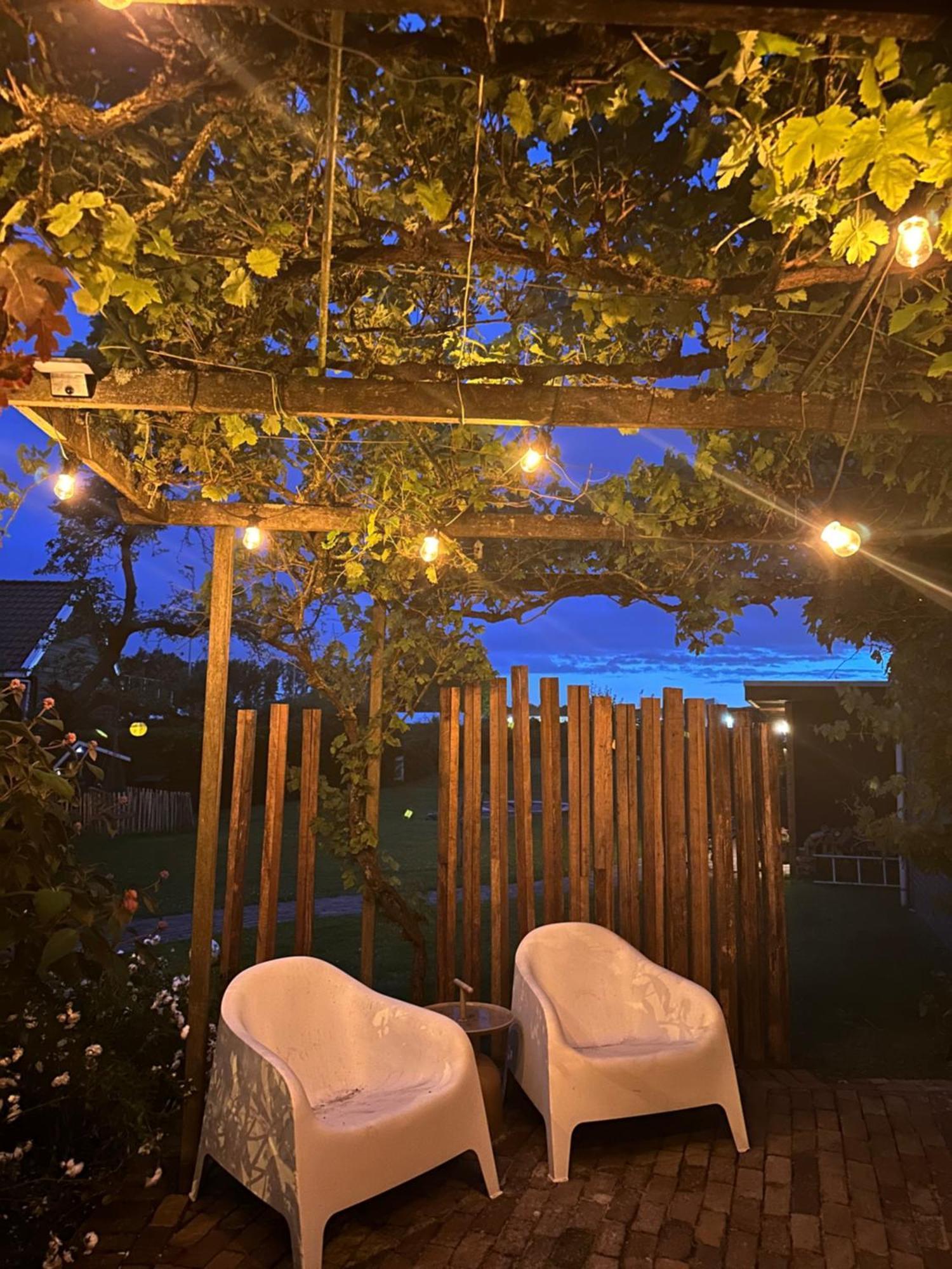 אמן B&B Het Kleine Huisje מראה חיצוני תמונה
