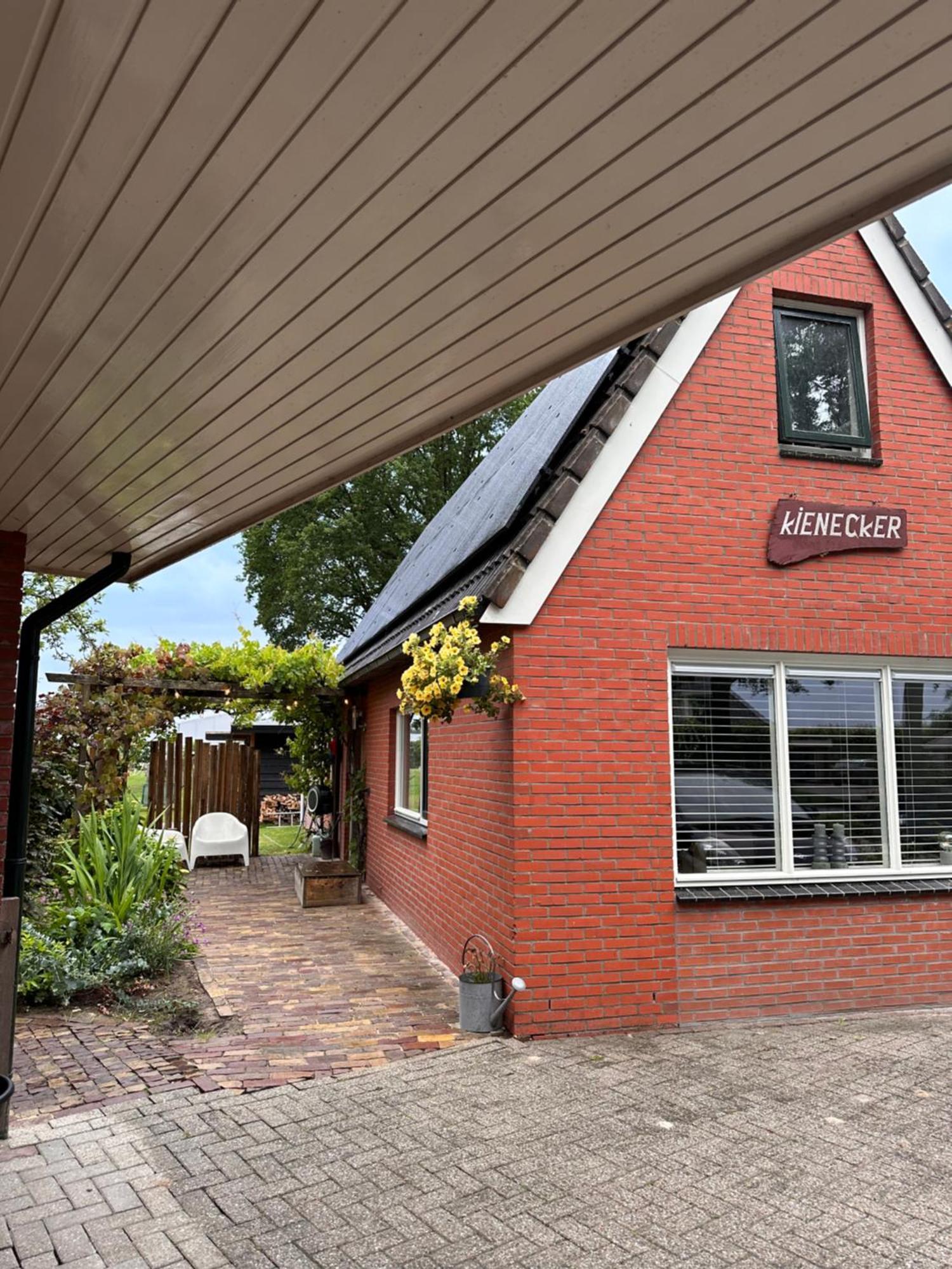 אמן B&B Het Kleine Huisje מראה חיצוני תמונה